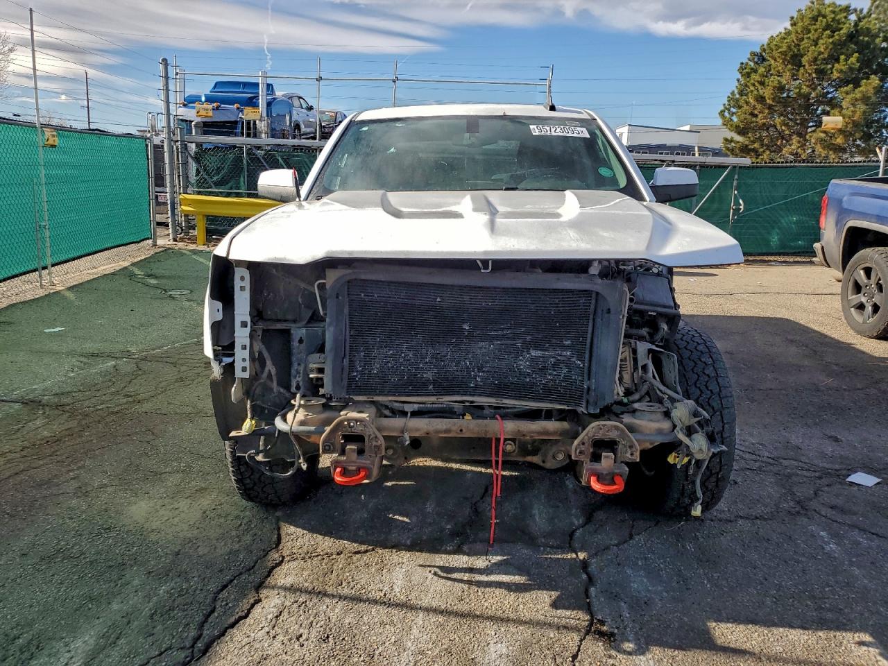 Chevrolet Silverado K1500 Lt Image 6