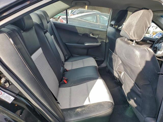 Toyota Camry Base Image 9