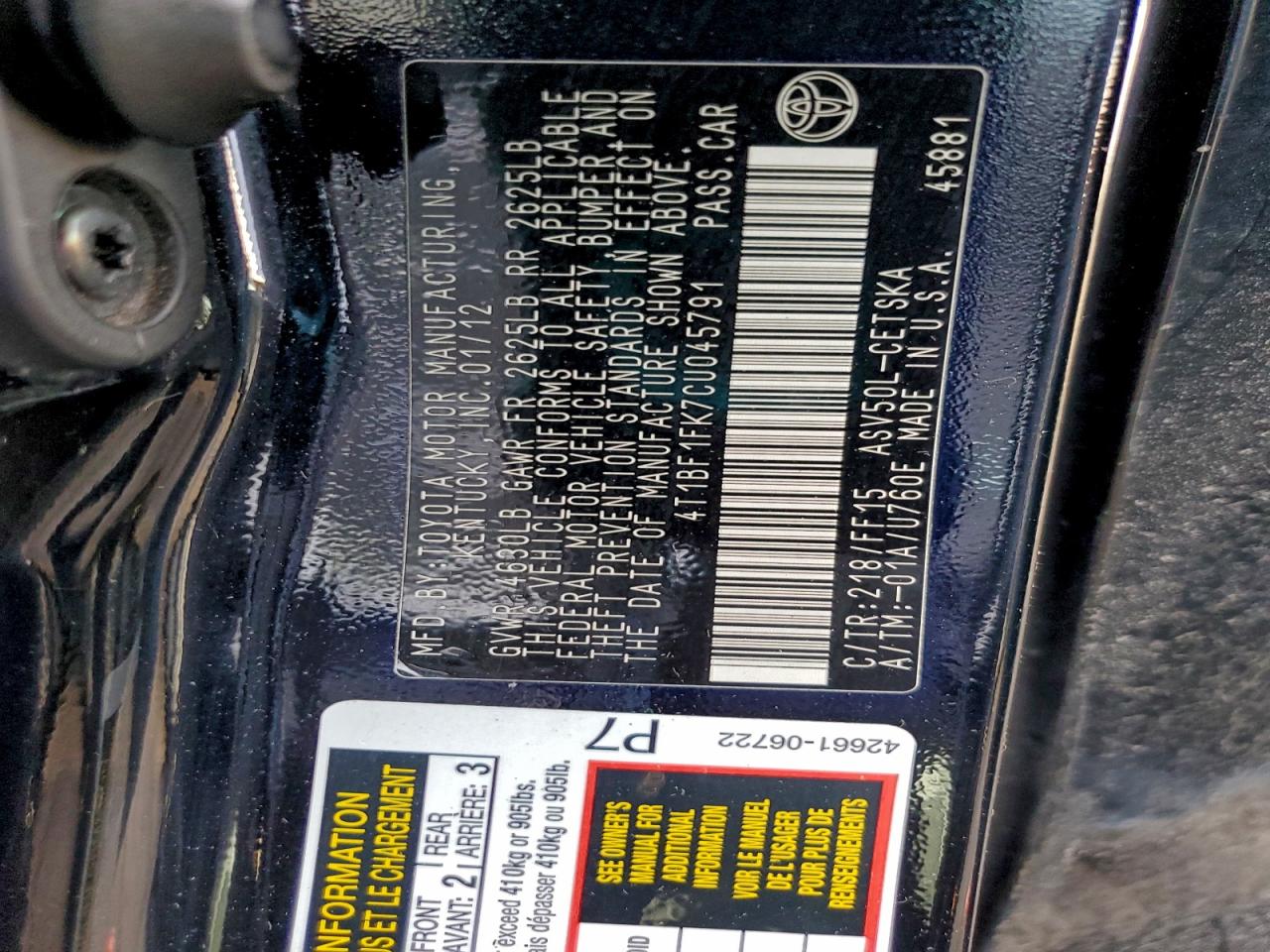 Toyota Camry Base Image 10