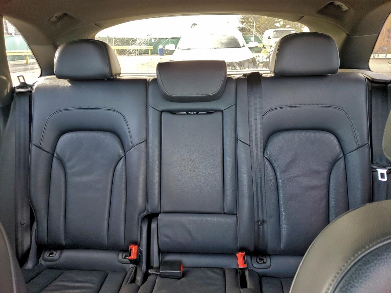 Audi Q5 Premium Plus Image 2