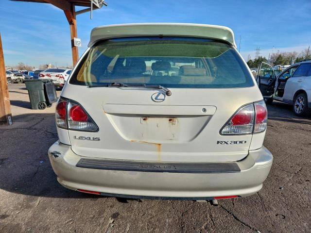 Lexus RX 300 Image 5