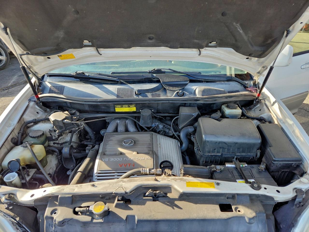 Lexus RX 300 Image 2