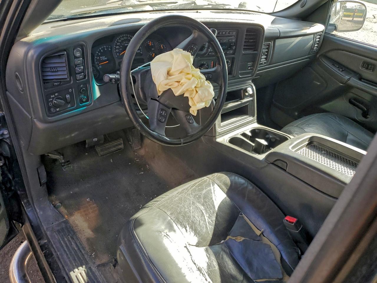 Chevrolet Silverado K1500 Image 5