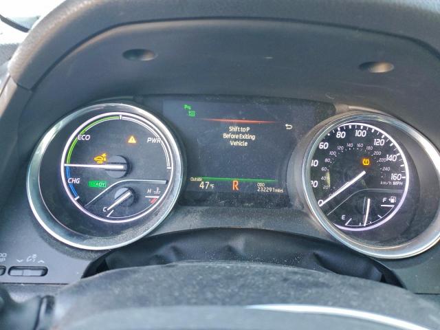 Toyota Camry Hybrid Image 7