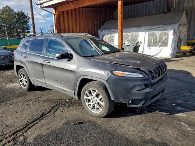 Jeep Grand Cherokee Latitude Image 4