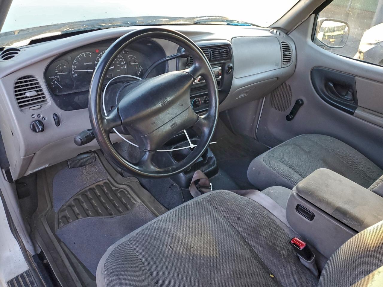 Ford Ranger Super Cab Image 5