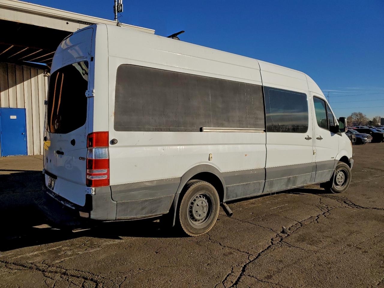 Freightliner Sprinter 2500 Image 2