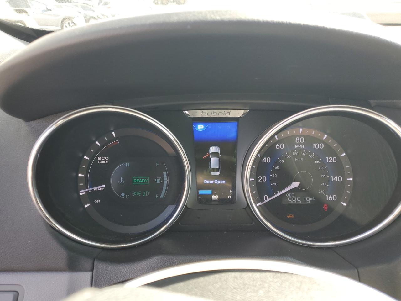 Hyundai SONATA Hybrid Image 10