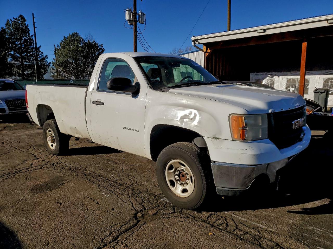 GMC Sierra C2500 Heavy Duty Image 10