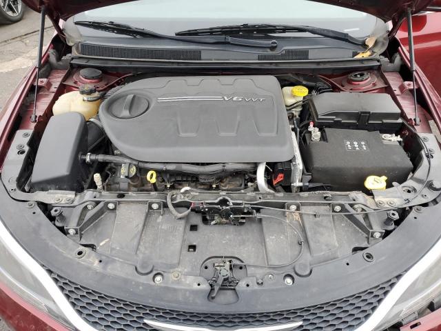 Chrysler 200 C Image 12