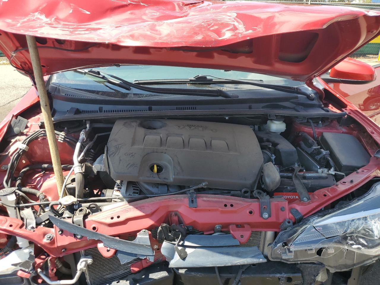 Toyota Corolla L Image 12