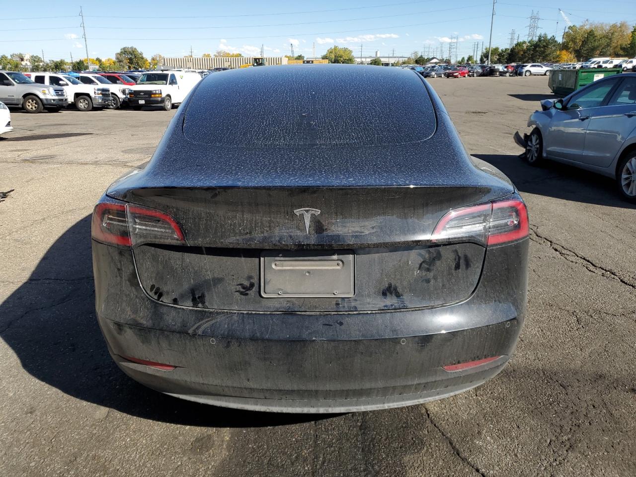 Tesla Model 3 Image 6