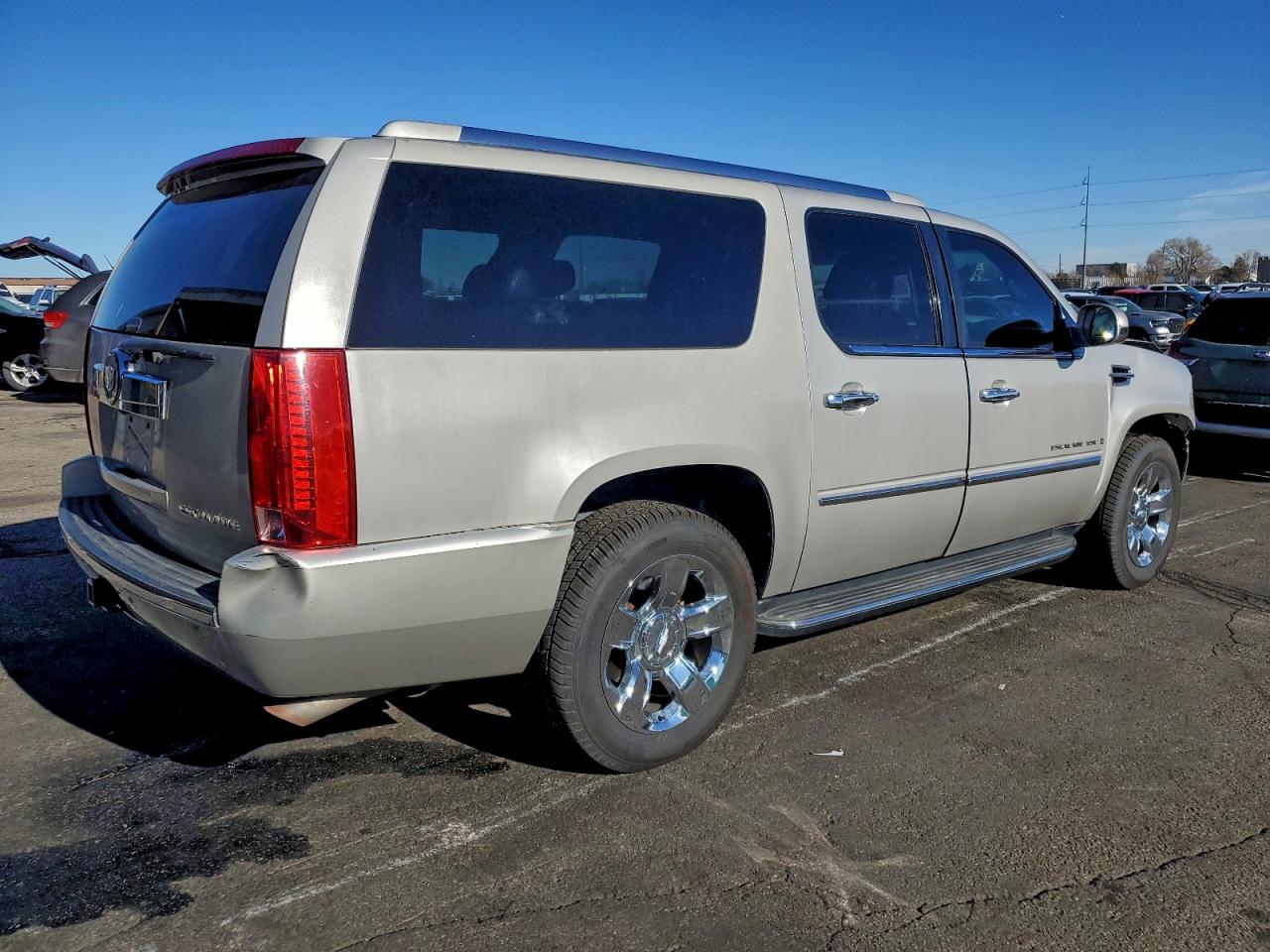 Cadillac Escalade Esv Image 7