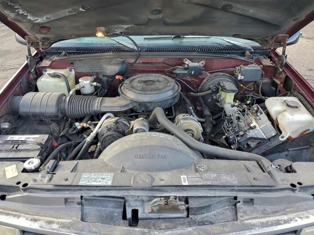 Chevrolet Suburban C1500 Image 10