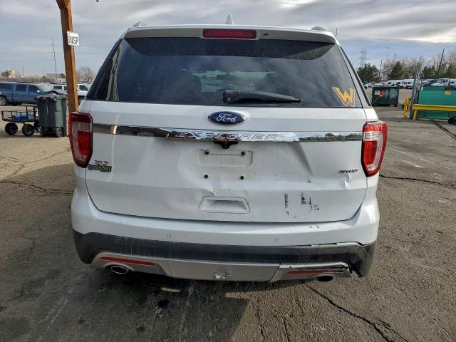 Ford Explorer Xlt Image 2