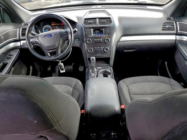 Ford Explorer Xlt Image 6