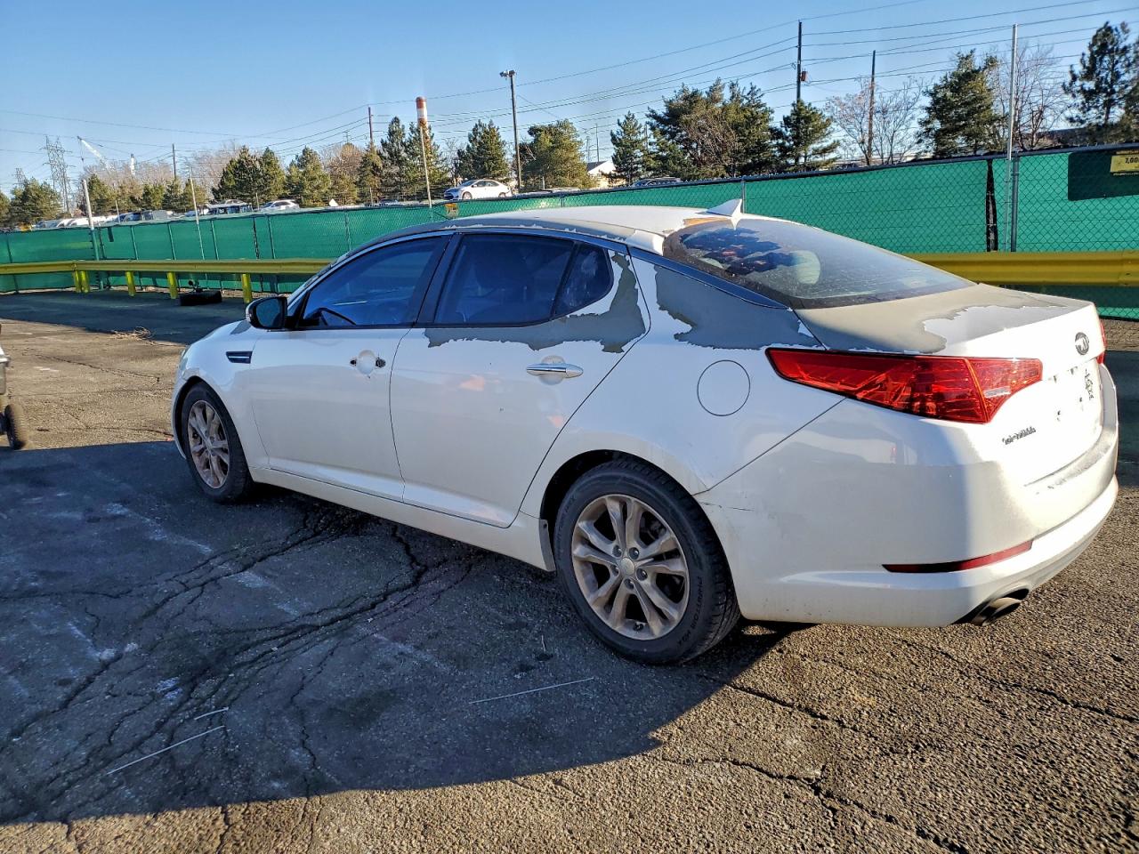 Kia Optima Lx Image 3