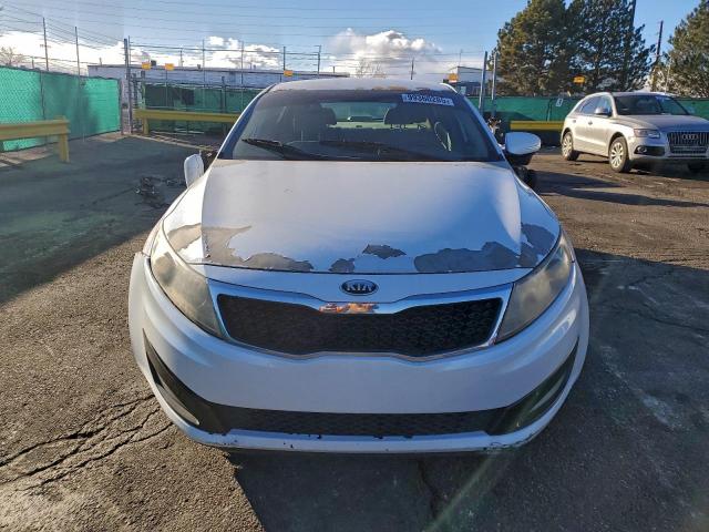 Kia Optima Lx Image 2