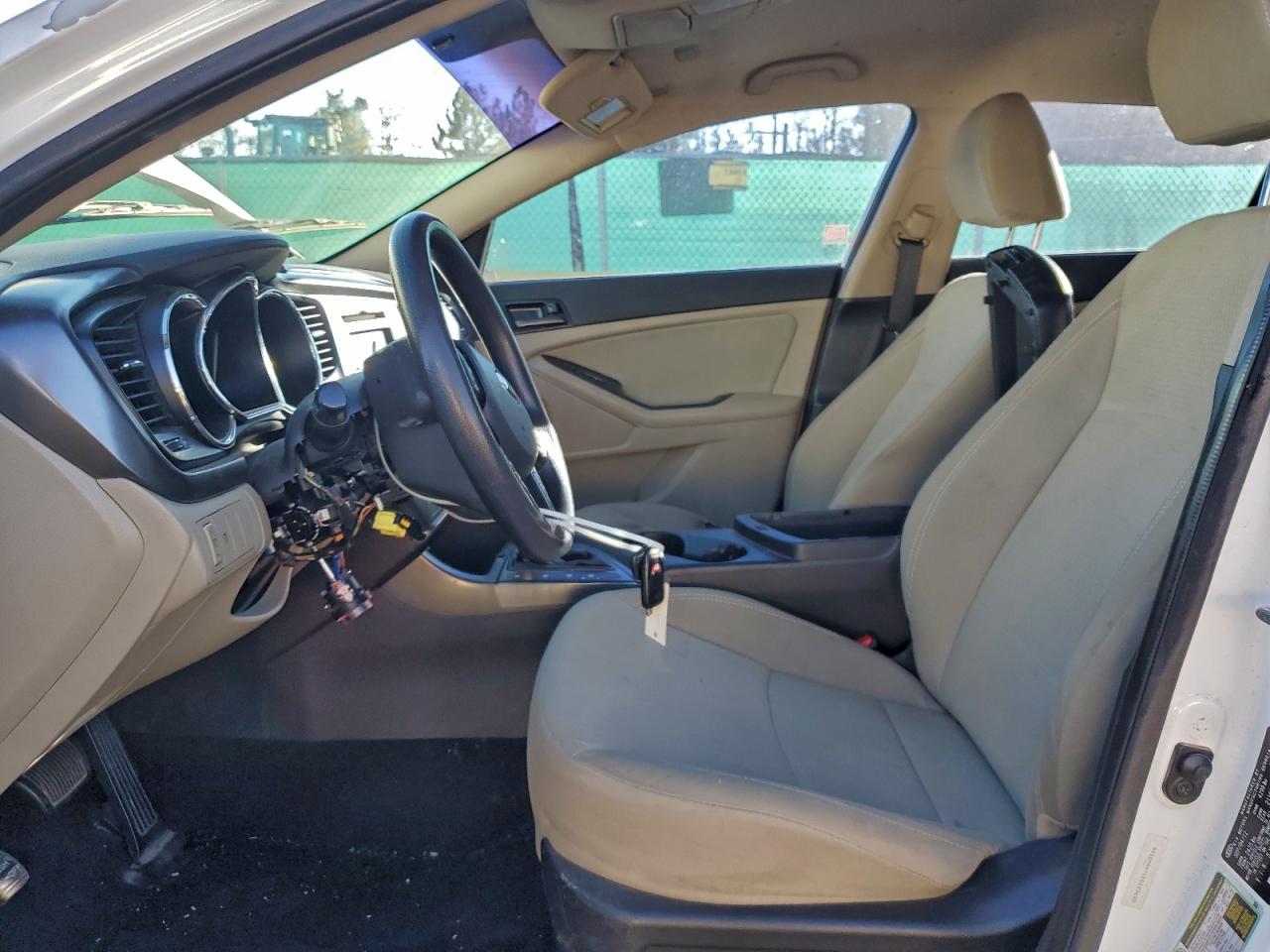 Kia Optima Lx Image 9