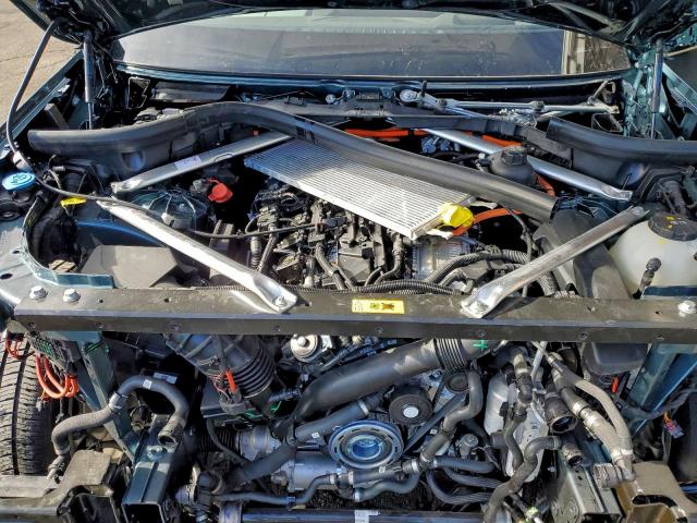 BMW X Series Xdrive50e Image 13