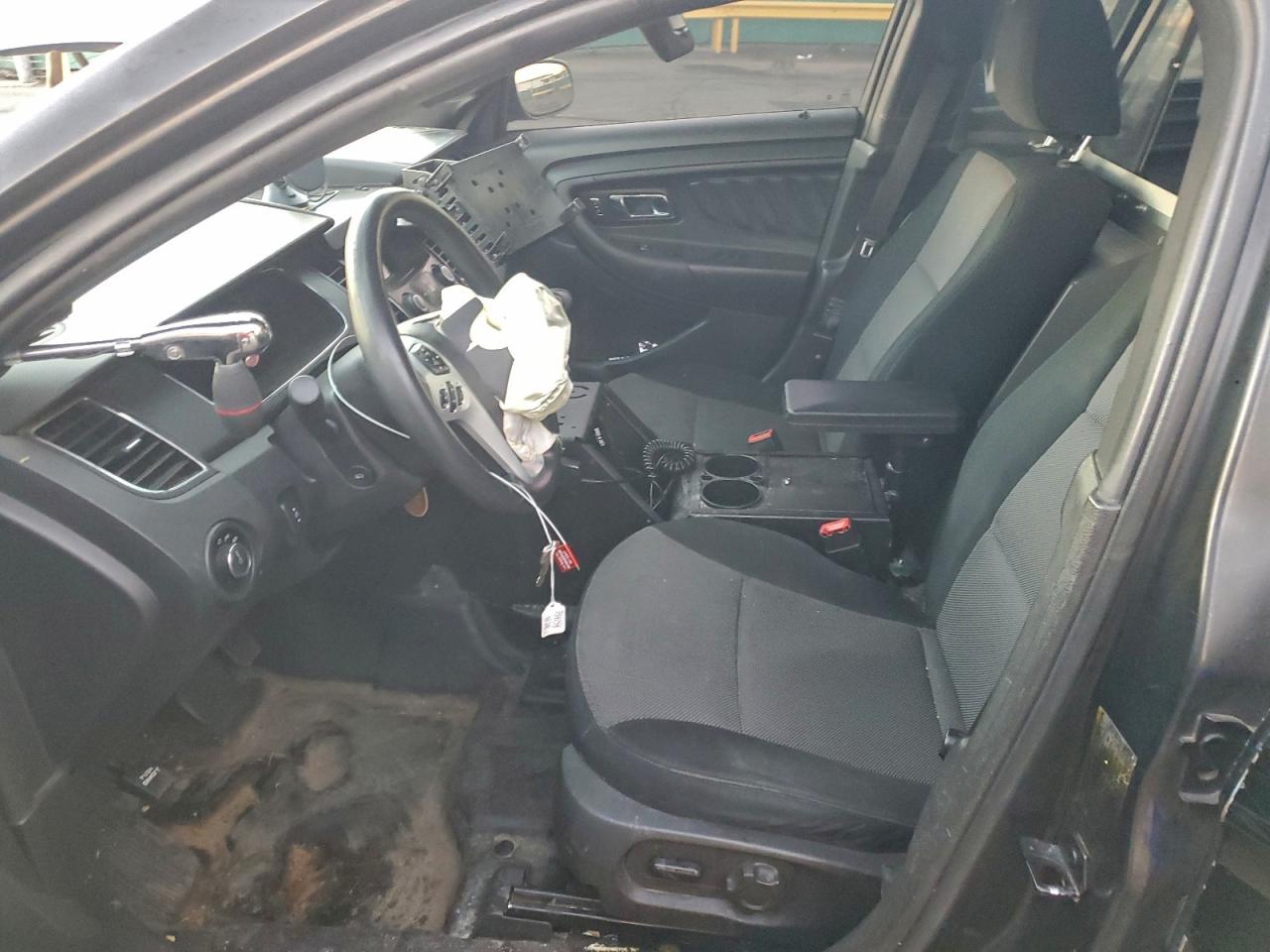 Ford Taurus Police Interceptor Image 6