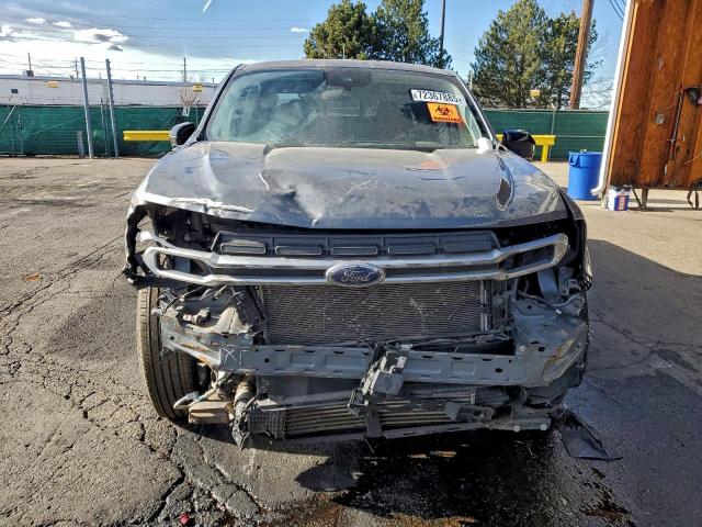 Ford Maverick L Lariat Image 6