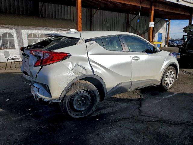 Toyota C-HR Xle Image 3
