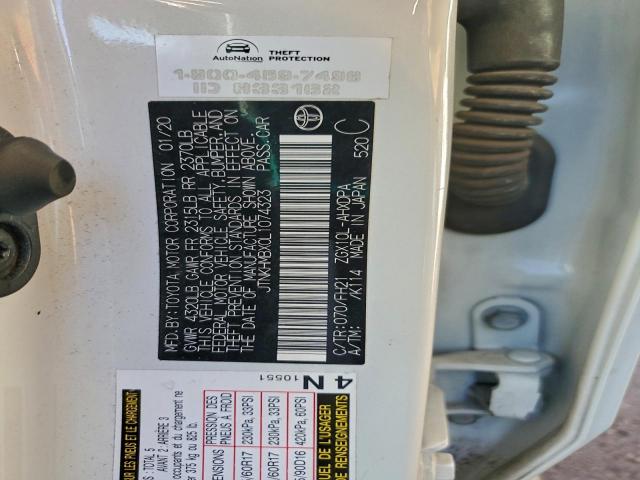 Toyota C-HR Xle Image 4