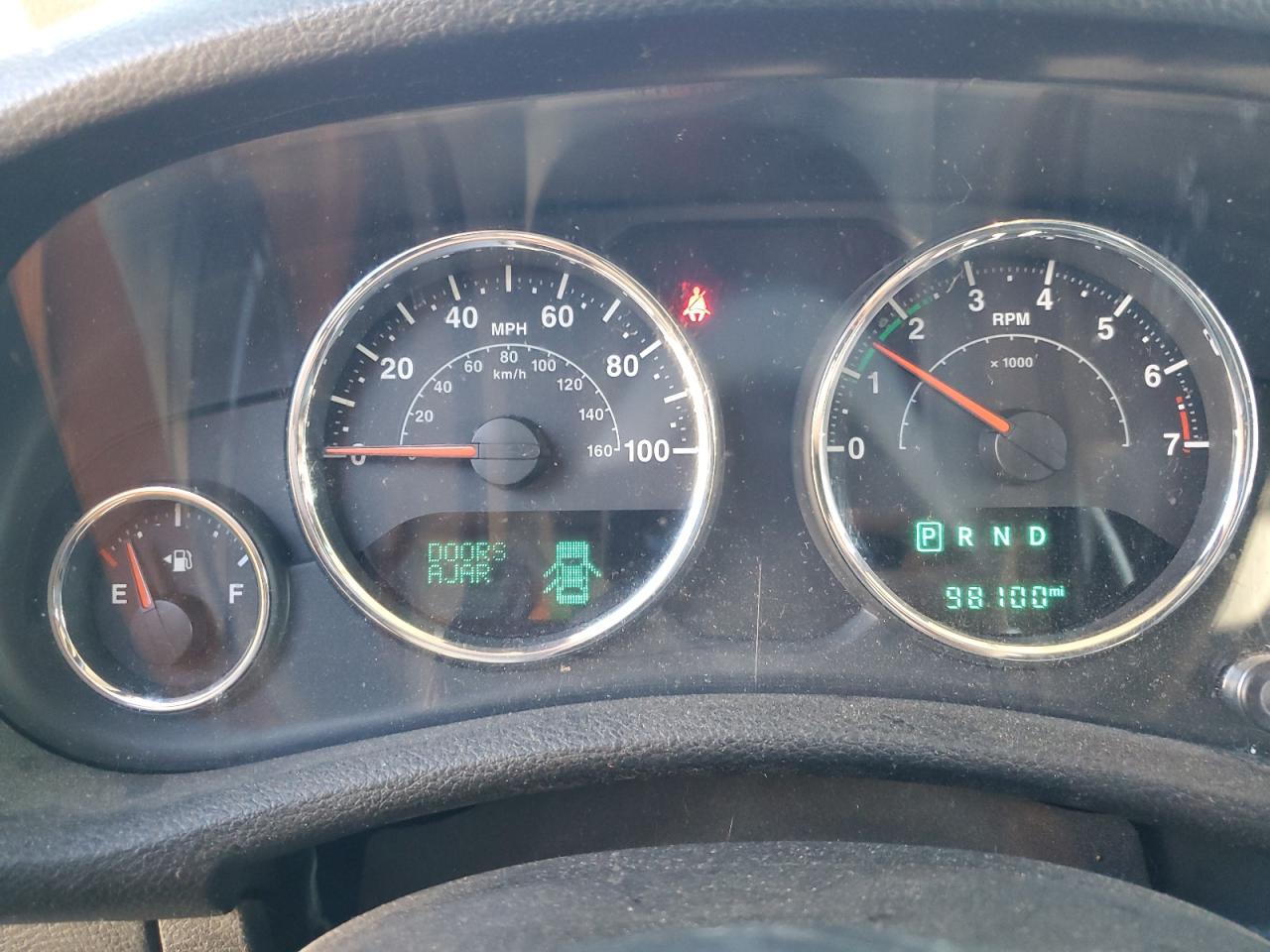 Jeep Wrangler Sport Image 12