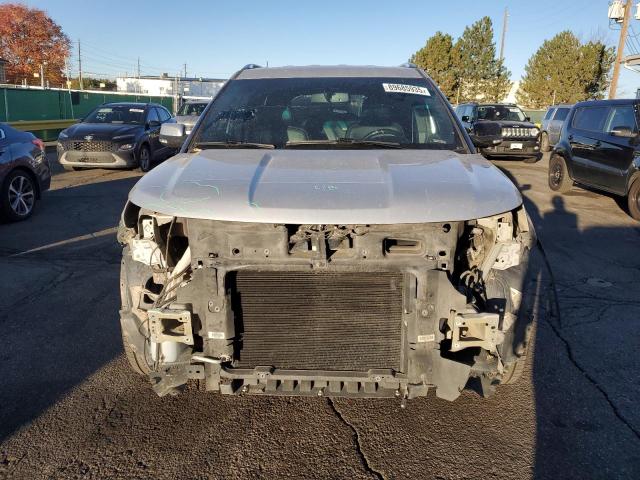 Ford Explorer Limited Image 13