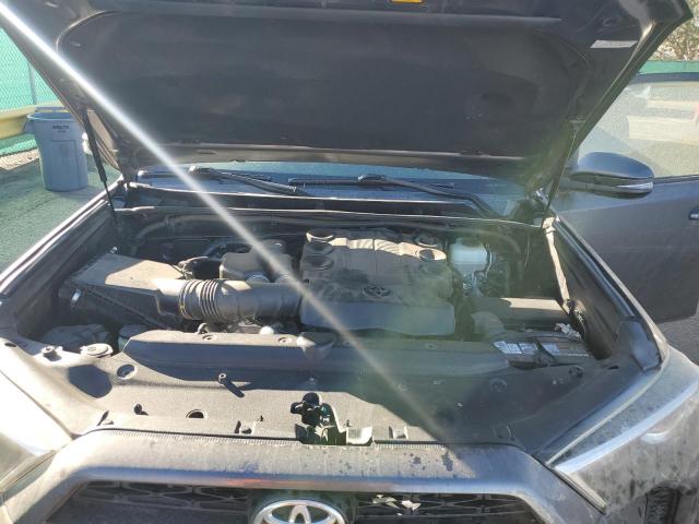 Toyota 4Runner Sr5 Image 12