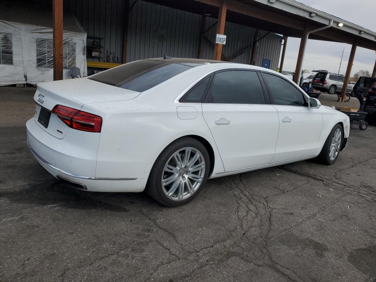 Audi A8 L Quattro Image 3