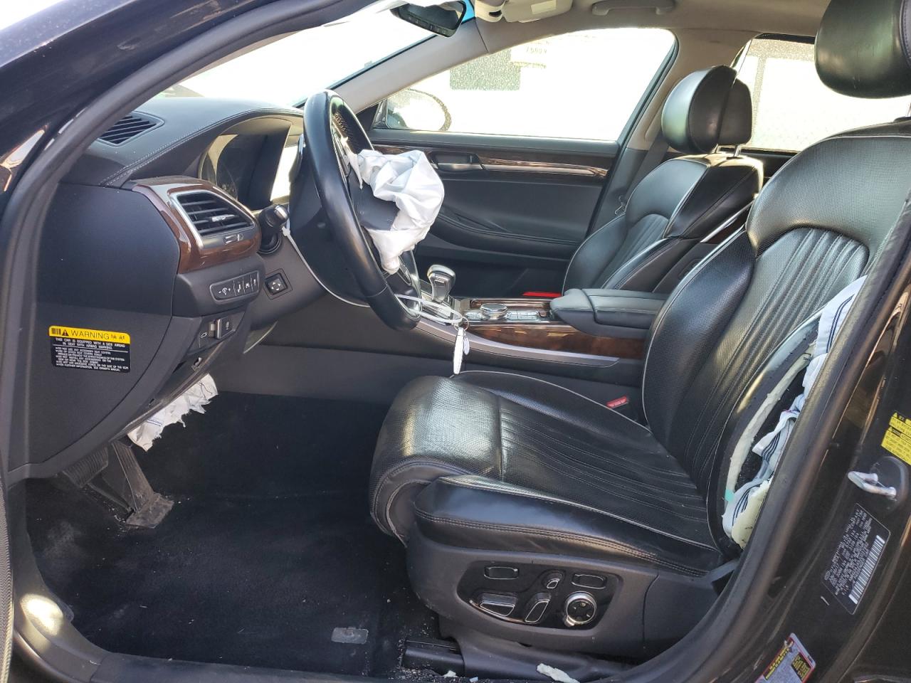 Genesis G90 Premium Image 6