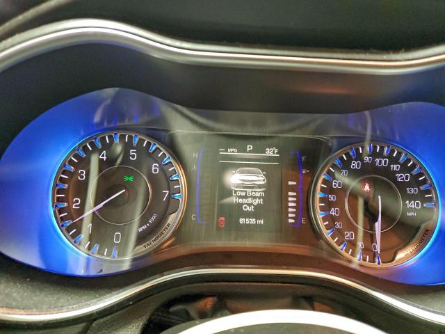 Chrysler 200 Limited Image 10