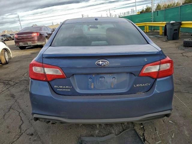 Subaru Legacy 2.5i Image 3