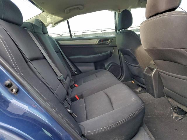 Subaru Legacy 2.5i Image 6