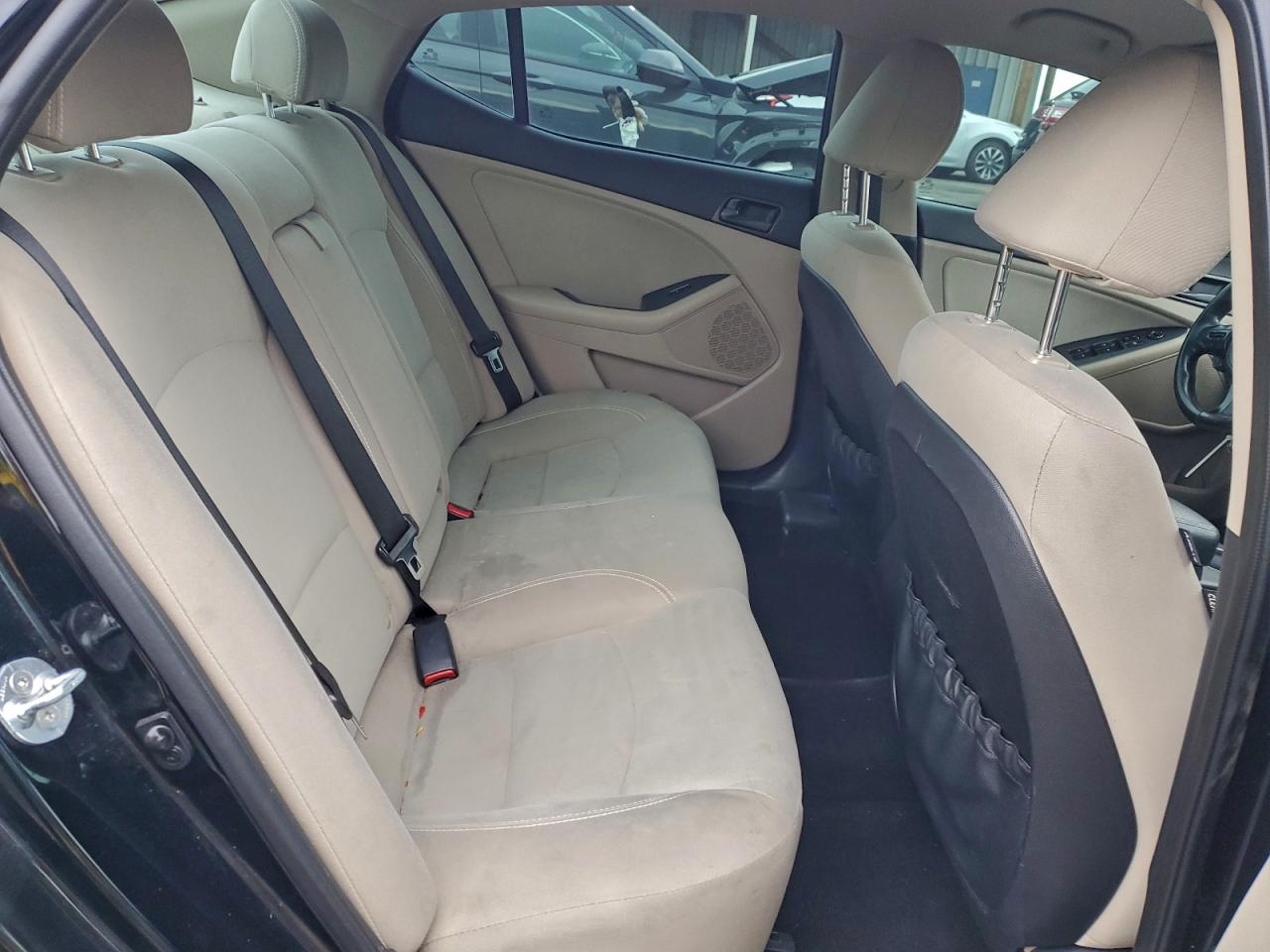 Kia Optima Lx Image 12