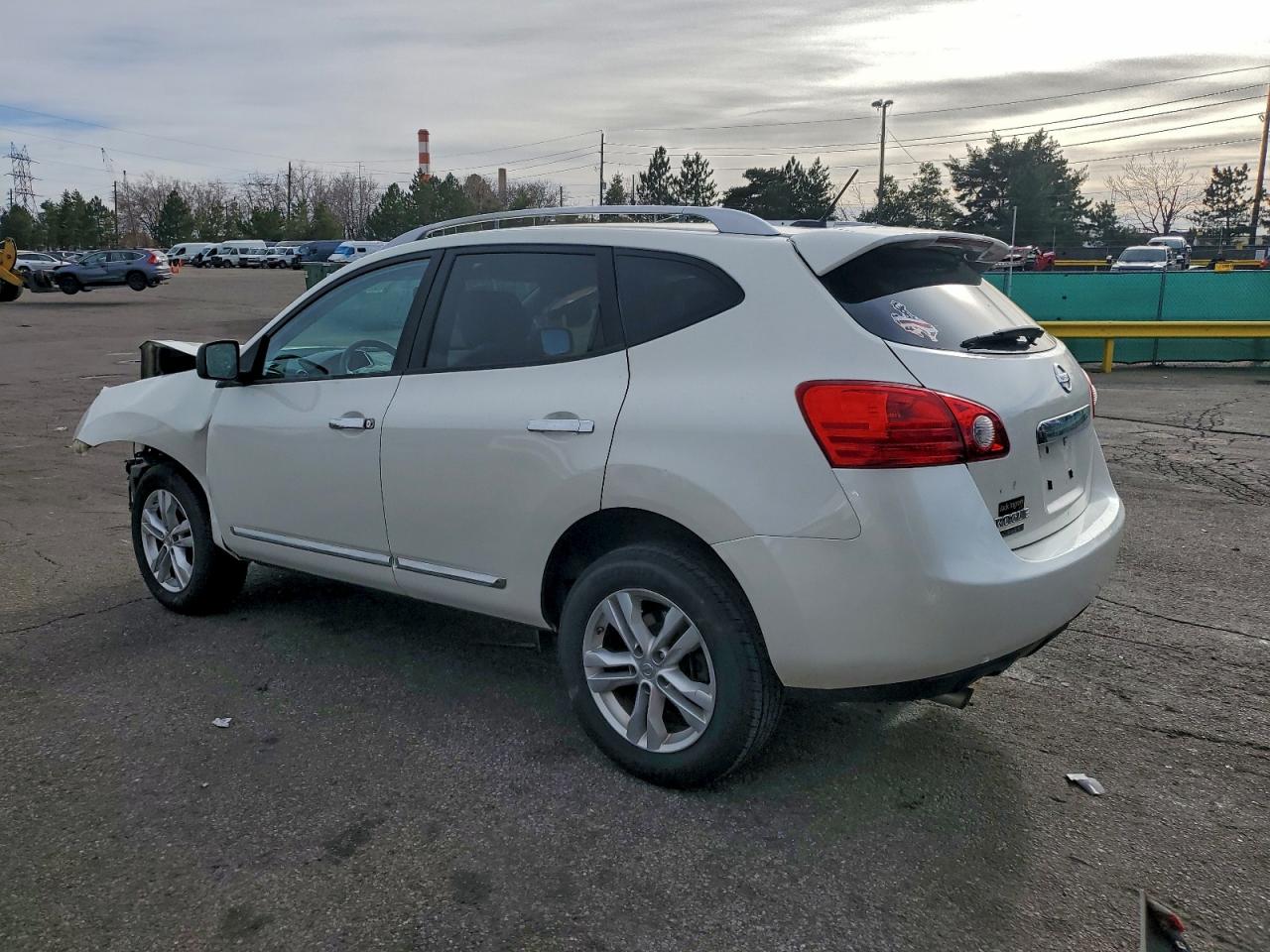 Nissan Rogue S Image 4