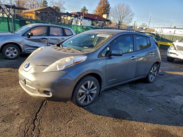  Salvage Nissan LEAF