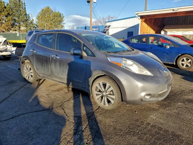 Nissan LEAF S Image 8