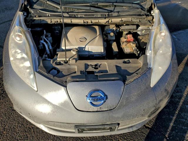 Nissan LEAF S Image 10