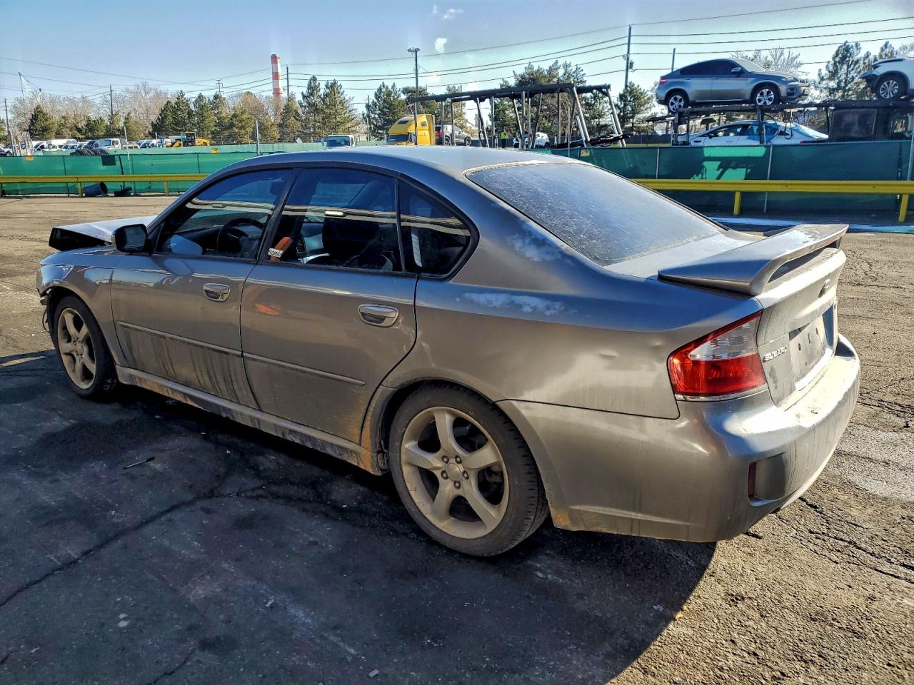 Subaru Legacy 2.5i Image 2