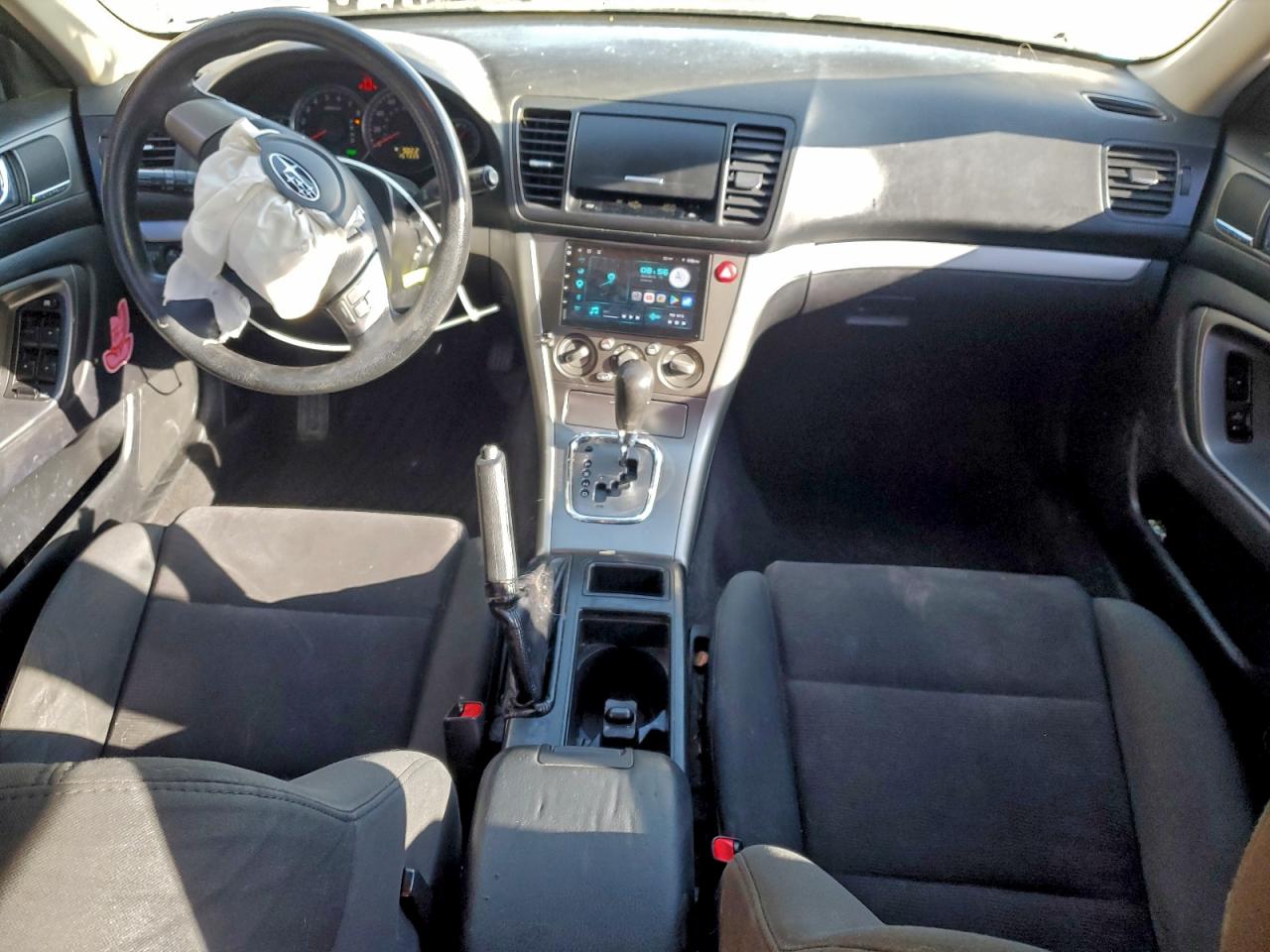 Subaru Legacy 2.5i Image 9