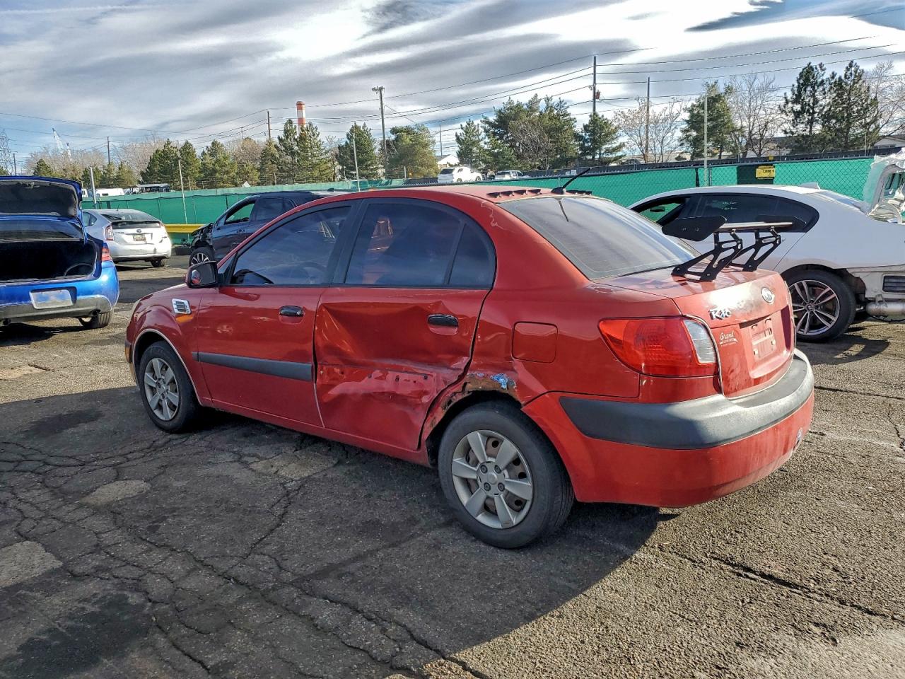 Kia Rio Base Image 2