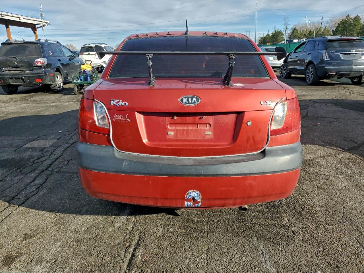Kia Rio Base Image 11