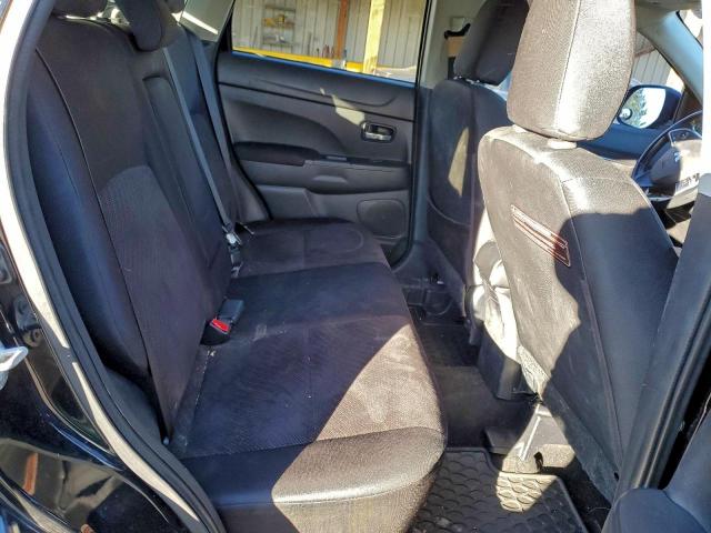 Mitsubishi Outlander Se Image 11