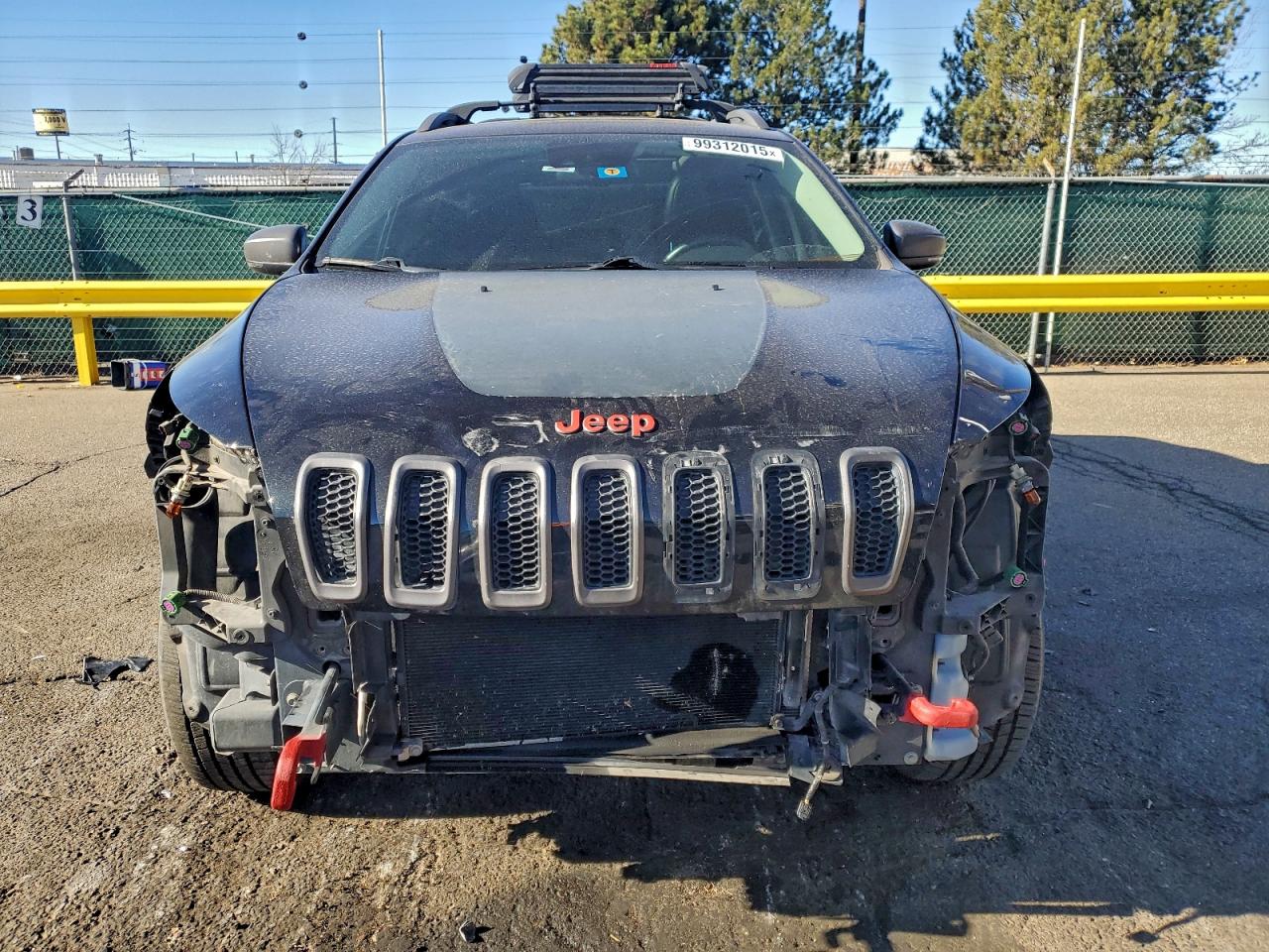 Jeep Cherokee Trailhawk Image 13