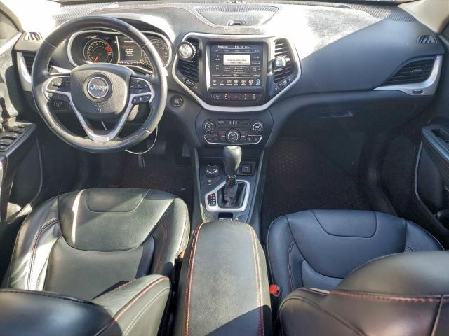 Jeep Cherokee Trailhawk Image 5