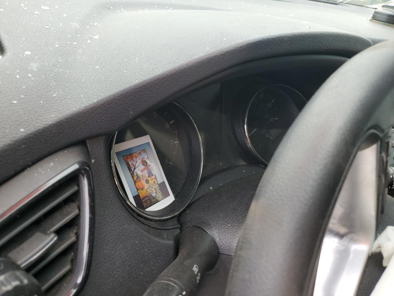 Nissan Rogue S Image 11