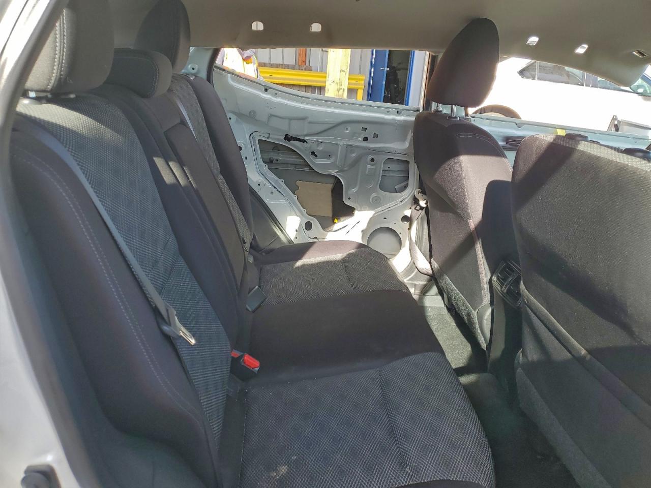 Nissan Rogue S Image 8